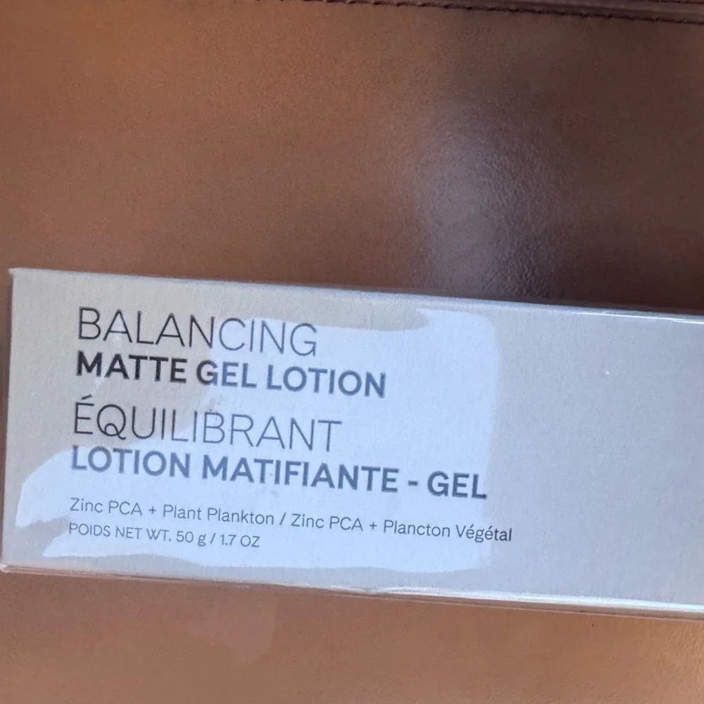 Amway Artistry Skin Nutrition Balancing Matte Gel Lotion